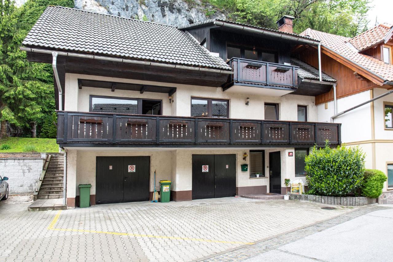Castle Way Apartments Tamy Bled Exteriör bild